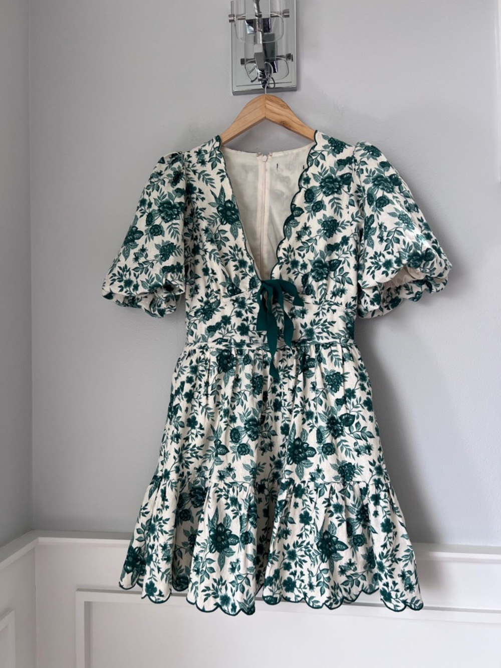 House of Harlow 1960 Cream and Dark Green Floral Tie-Front Mini Dress